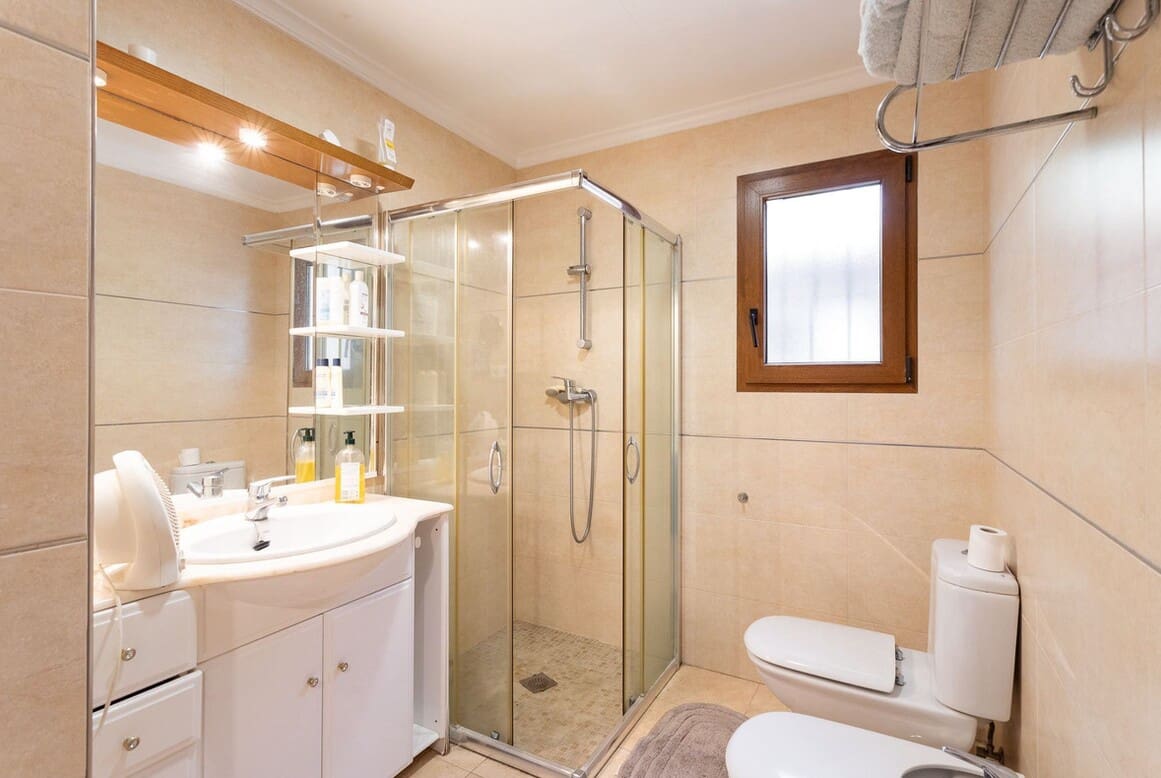 6 soveværelse Villa til salg i Campoamor med swimmingpool garage - € 875.000 (Ref: 10172693)