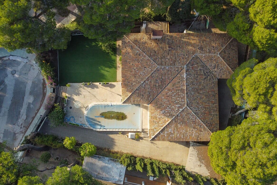 6 soveværelse Villa til salg i Campoamor med swimmingpool garage - € 875.000 (Ref: 10172693)
