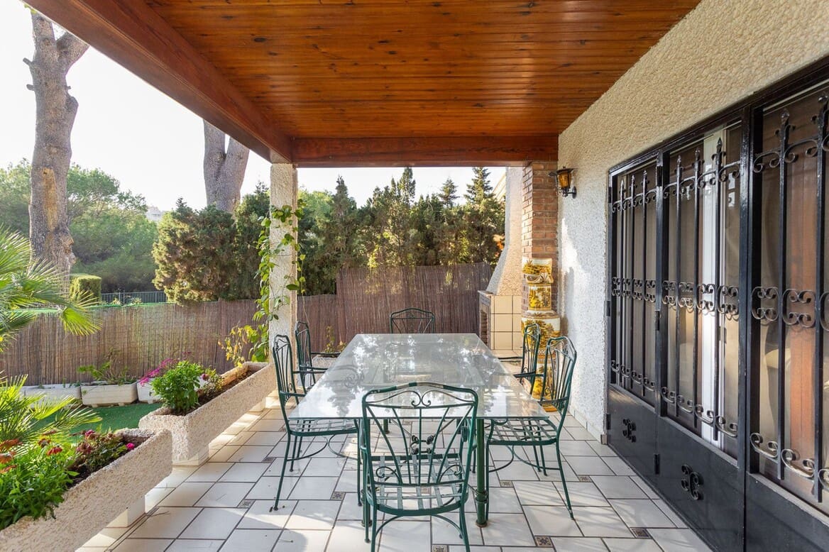 6 soveværelse Villa til salg i Campoamor med swimmingpool garage - € 875.000 (Ref: 10172693)