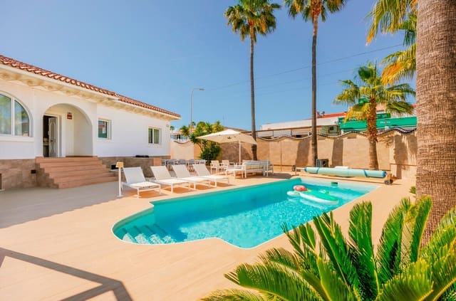 5 bedroom Villa for sale in Ciudad Quesada, Rojales with pool garage - € 590,000 (Ref: 10172695)