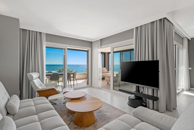 3 sypialnia Apartament na sprzedaż w Punta Prima, Orihuela z basenem garażem - 900 000 € (Ref: 10172697)