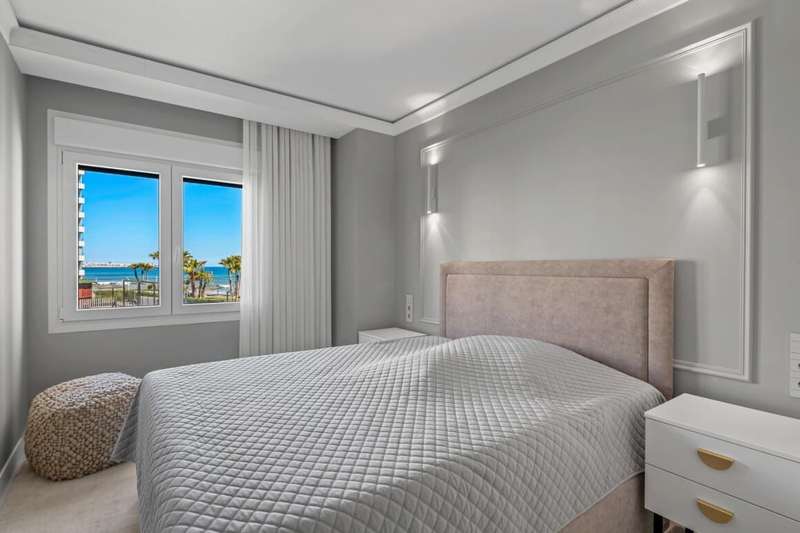 3 sypialnia Apartament na sprzedaż w Orihuela Costa z basenem garażem - 900 000 € (Ref: 10172697)