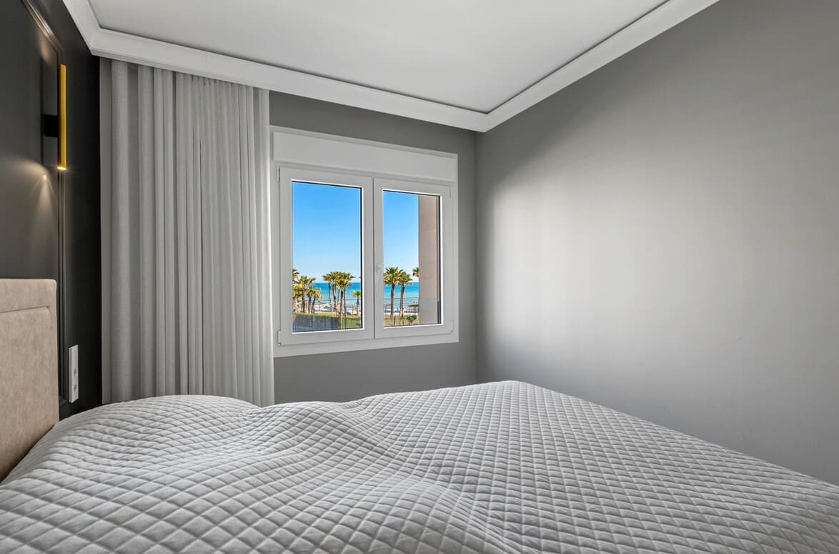 3 sypialnia Apartament na sprzedaż w Orihuela Costa z basenem garażem - 900 000 € (Ref: 10172697)