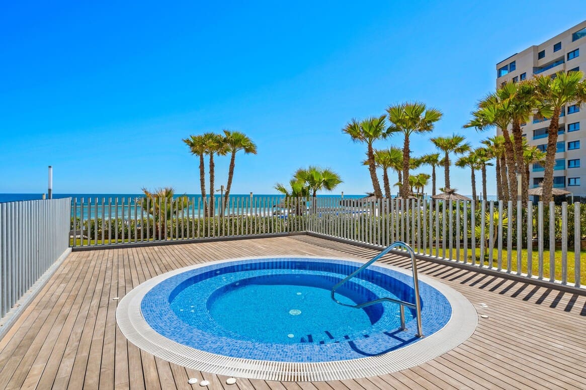 3 sypialnia Apartament na sprzedaż w Orihuela Costa z basenem garażem - 900 000 € (Ref: 10172697)
