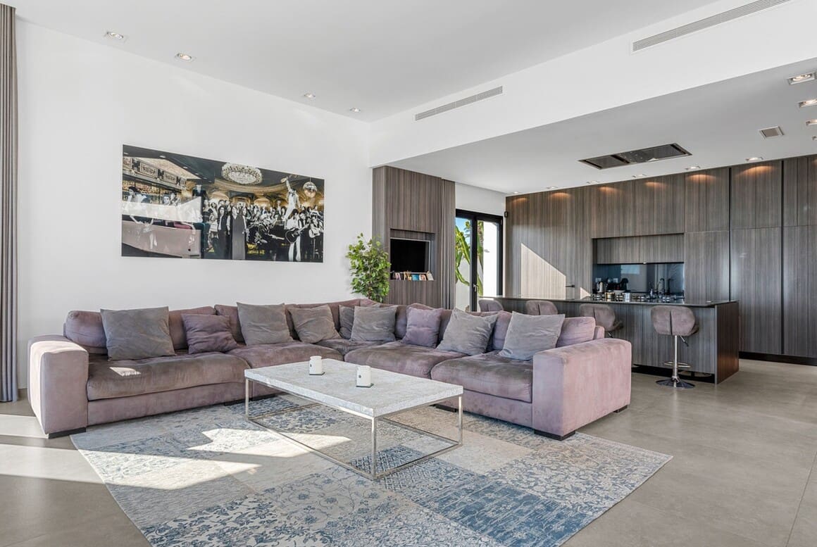 6 Zimmer Villa zu verkaufen in Cabo Roig mit Pool - 4.750.000 € (Ref: 10172698)