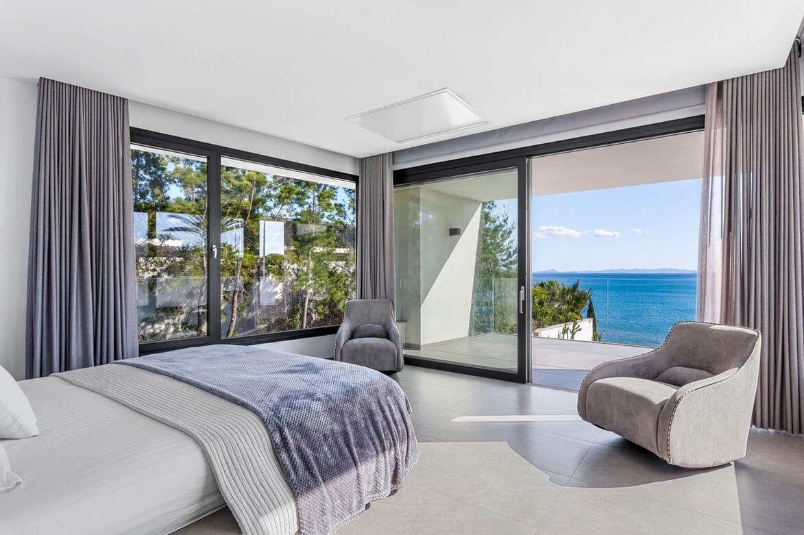 6 Zimmer Villa zu verkaufen in Cabo Roig mit Pool - 4.750.000 € (Ref: 10172698)