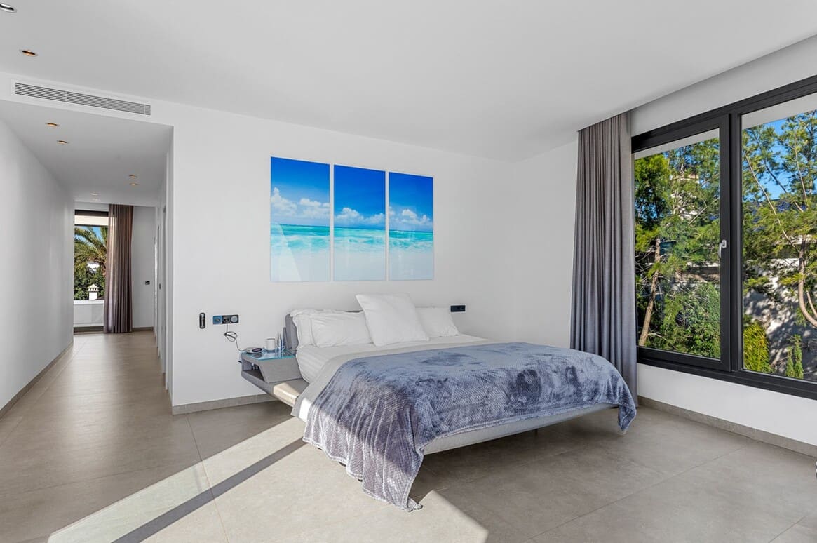 6 Zimmer Villa zu verkaufen in Cabo Roig mit Pool - 4.750.000 € (Ref: 10172698)
