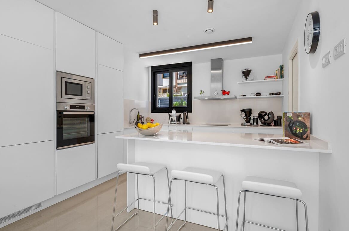 4 chambre Villa/Maison à vendre à Guardamar del Segura avec piscine garage - 1 250 000 € (Ref: 10172700)