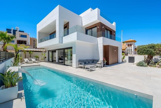 4 slaapkamer Villa te koop in El Moncayo - El Pòrtic, Guardamar del Segura met zwembad garage - € 1.250.000 (Ref: 10172700)