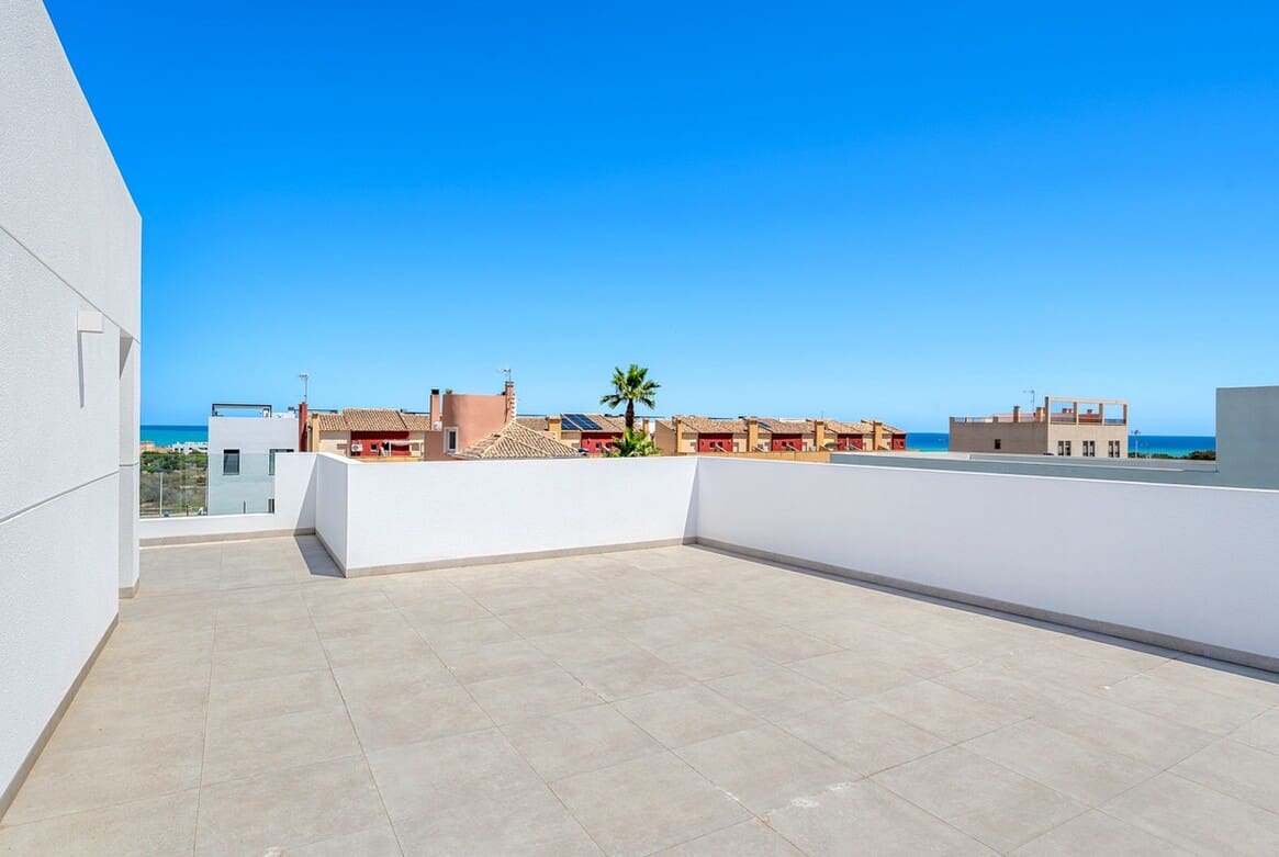 4 chambre Villa/Maison à vendre à Guardamar del Segura avec piscine garage - 1 250 000 € (Ref: 10172700)