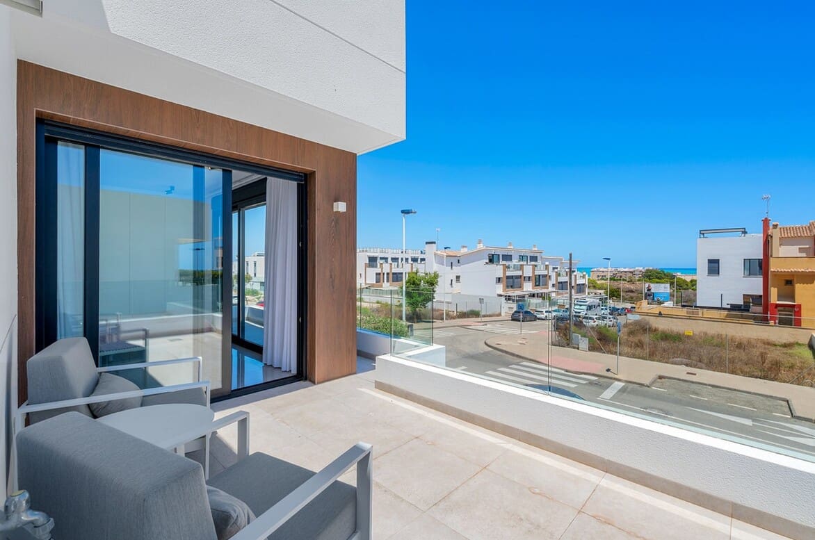 4 chambre Villa/Maison à vendre à Guardamar del Segura avec piscine garage - 1 250 000 € (Ref: 10172700)