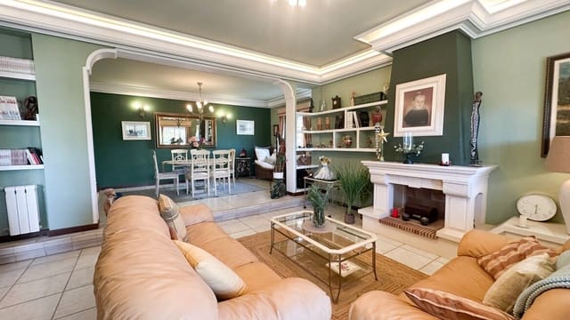 6 soverom Villa til salgs i Los Europeos, Torrevieja med svømmebasseng garasje - € 950 000 (Ref: 10172701)