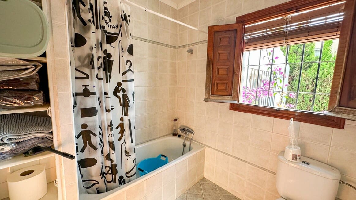 4 camera da letto Villa in vendita in Cabo Roig con piscina garage - 749.000 € (Rif: 10172702)