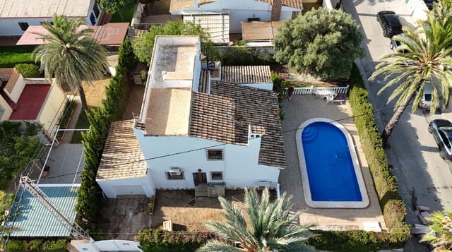 4 camera da letto Villa in vendita in Cabo Roig, Orihuela con piscina garage - 749.000 € (Rif: 10172702)