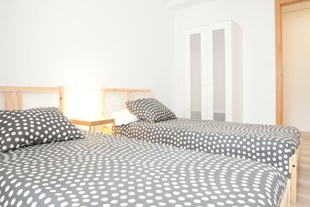 4 makuuhuone Huoneisto myytävänä paikassa Santa Pola - 330 000 € (Ref: 10172704)