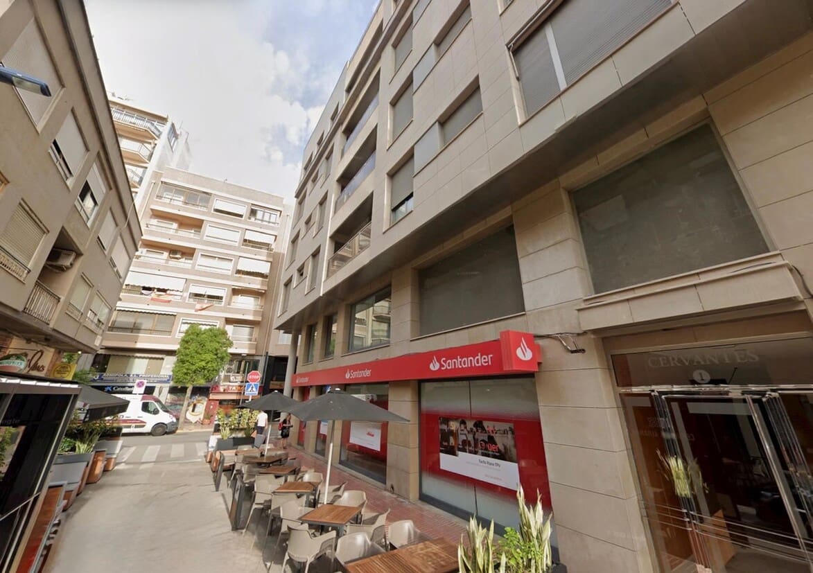 4 bedroom Apartment for sale in Santa Pola - € 330,000 (Ref: 10172704)