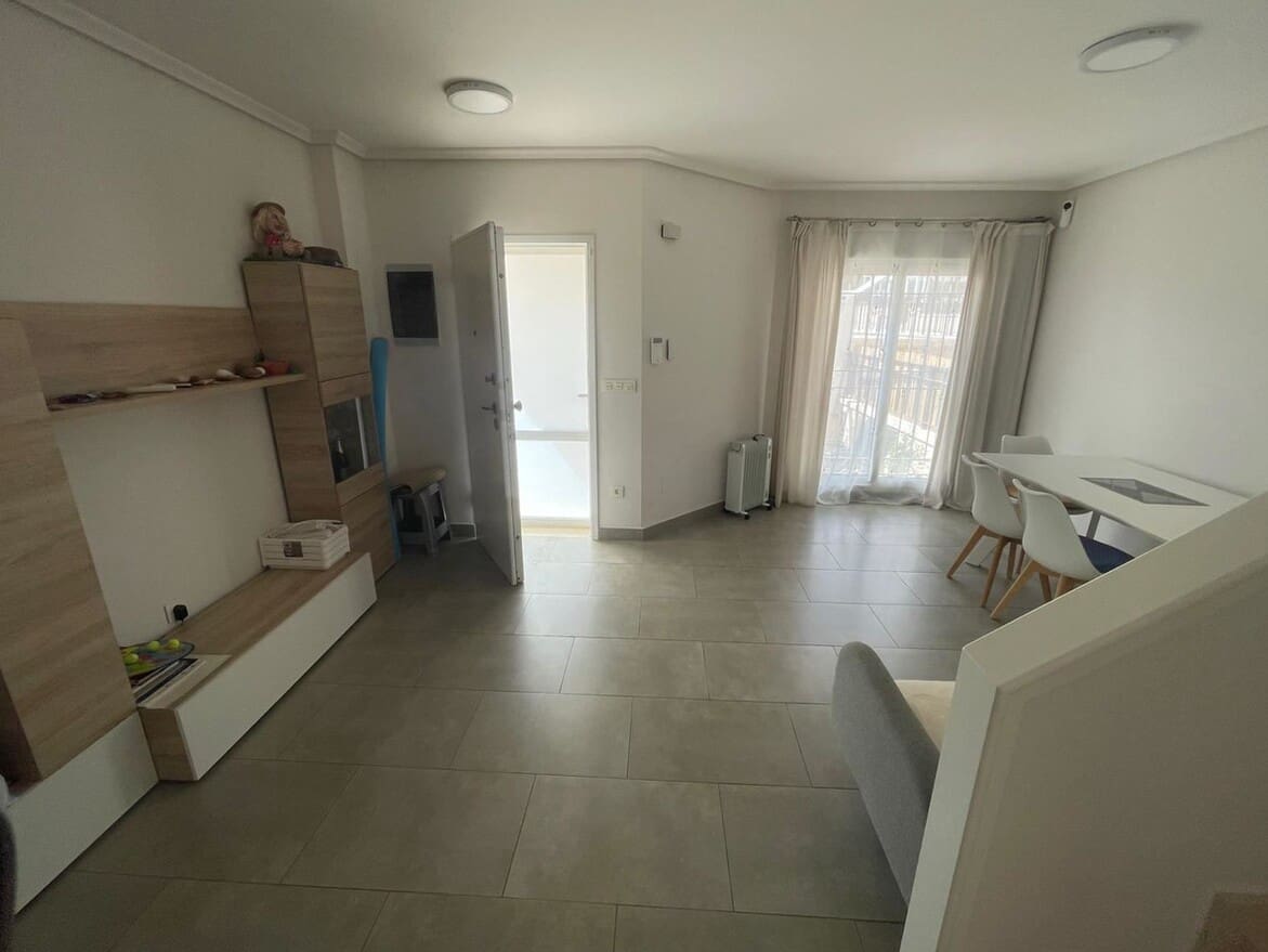 3 soveværelse Byhus til salg i Santa Pola med swimmingpool garage - € 412.000 (Ref: 10172705)