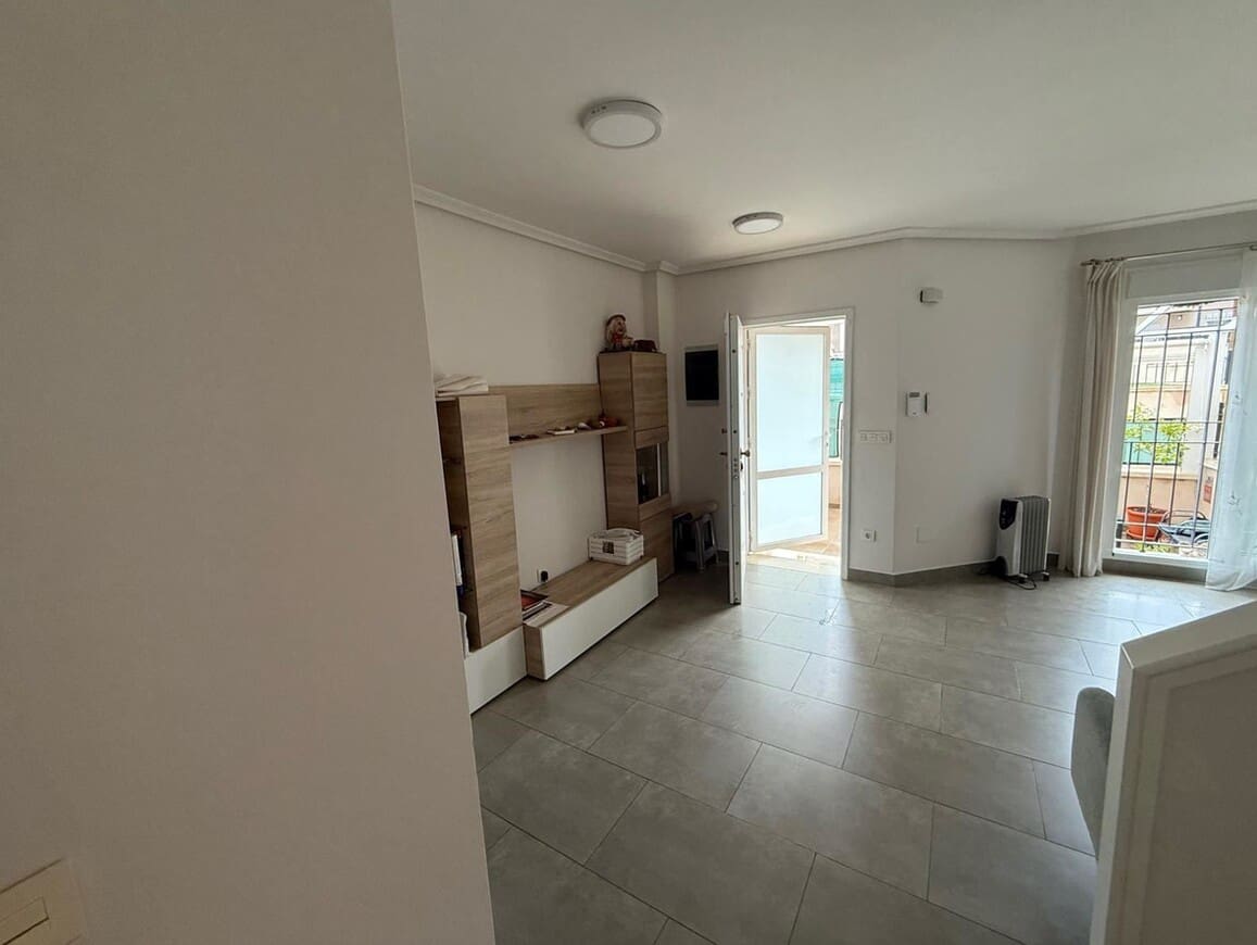 3 soveværelse Byhus til salg i Santa Pola med swimmingpool garage - € 412.000 (Ref: 10172705)