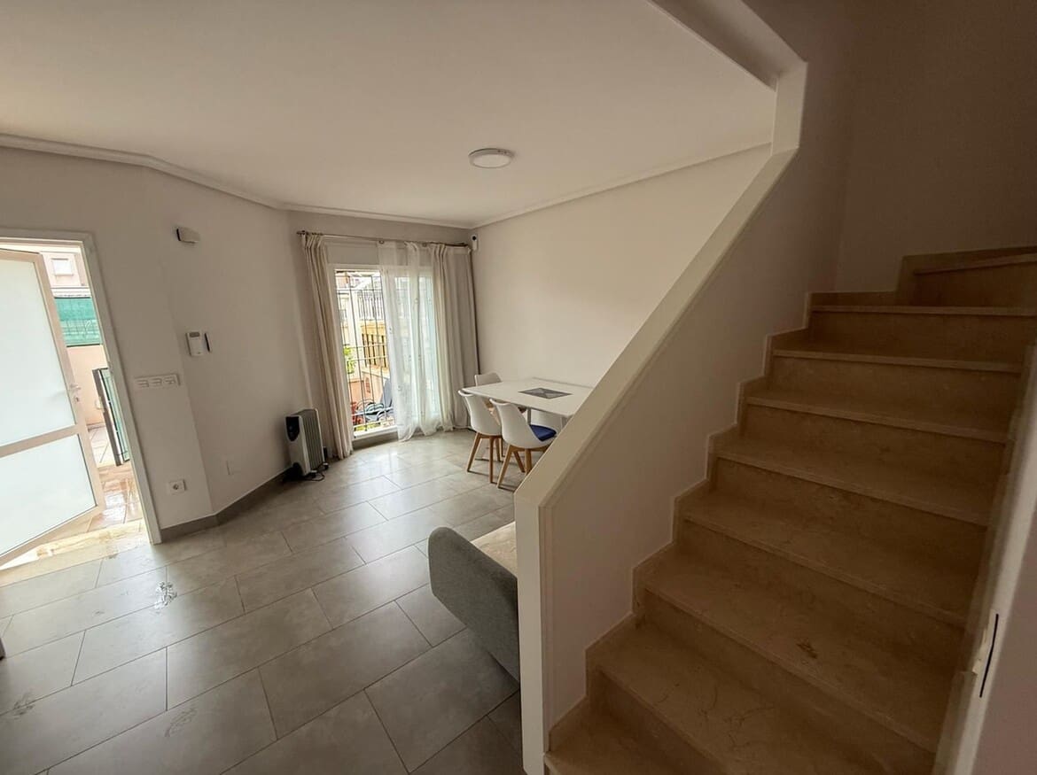 3 soveværelse Byhus til salg i Santa Pola med swimmingpool garage - € 412.000 (Ref: 10172705)