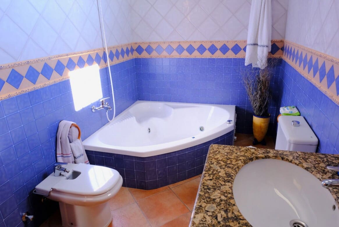 5 bedroom Villa for sale in Orihuela with pool garage - € 675,000 (Ref: 10172707)