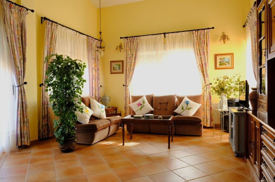 5 bedroom Villa for sale in Orihuela with pool garage - € 675,000 (Ref: 10172708)
