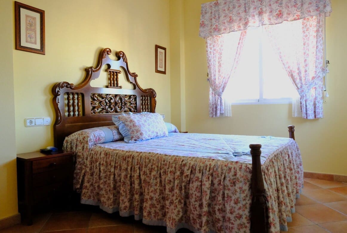 5 bedroom Villa for sale in Orihuela with pool garage - € 675,000 (Ref: 10172708)