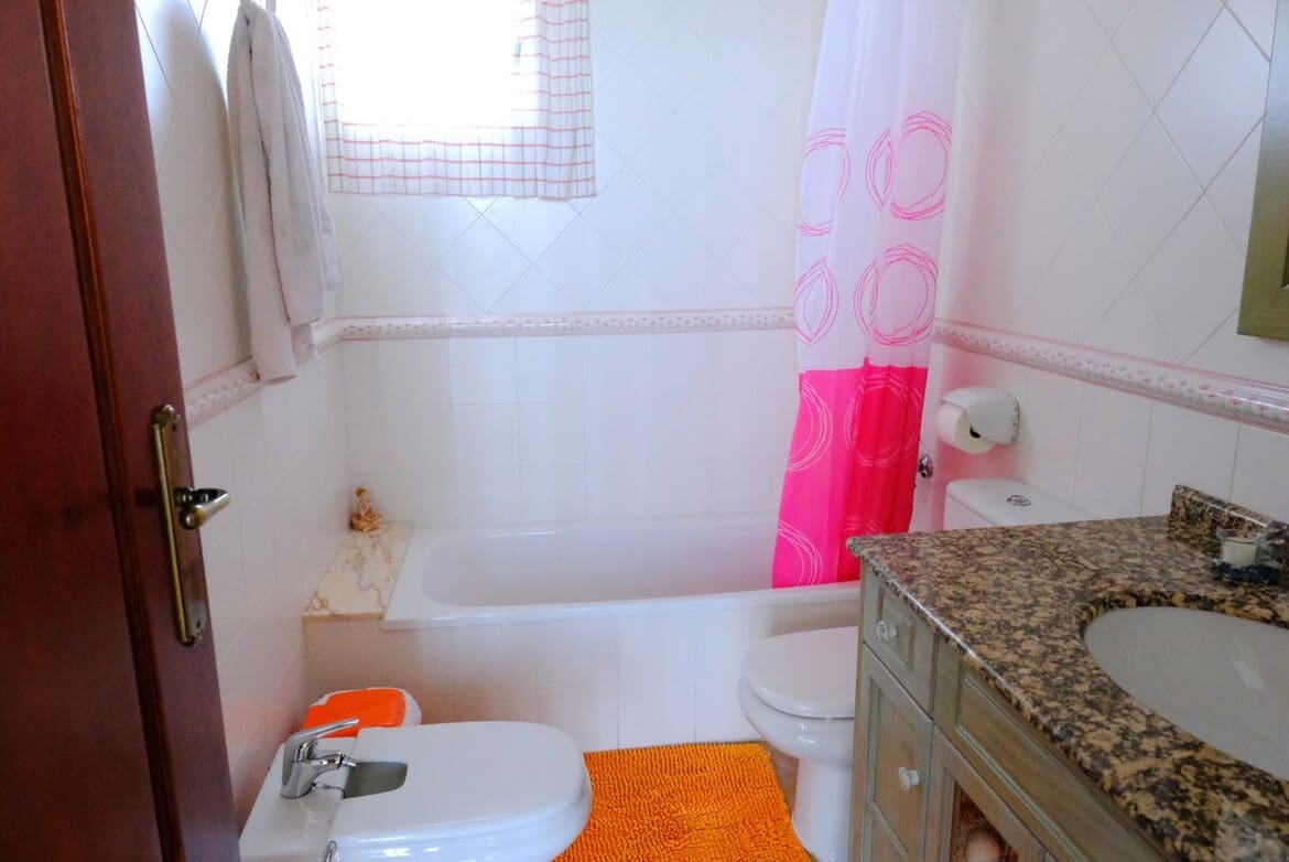 5 bedroom Villa for sale in Orihuela with pool garage - € 675,000 (Ref: 10172708)
