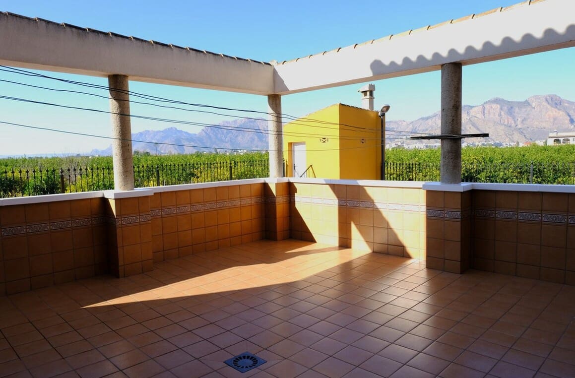 5 bedroom Villa for sale in Orihuela with pool garage - € 675,000 (Ref: 10172708)