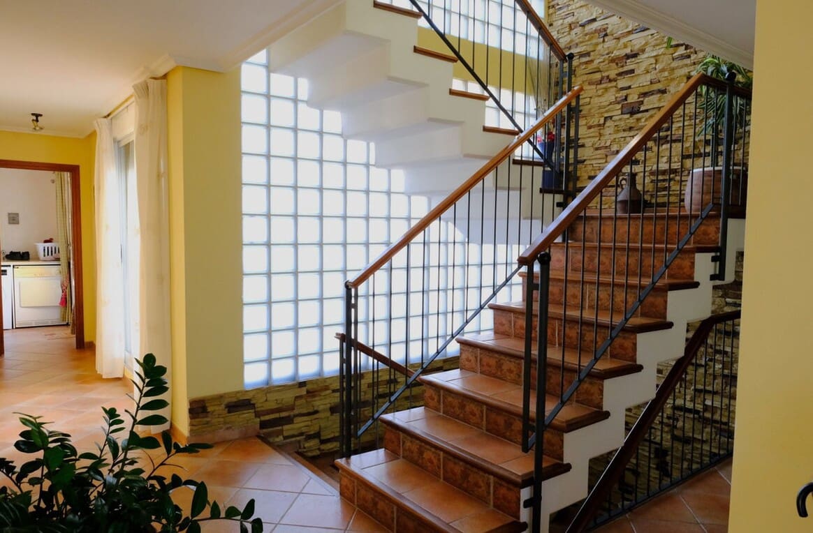 5 bedroom Villa for sale in Orihuela with pool garage - € 675,000 (Ref: 10172708)