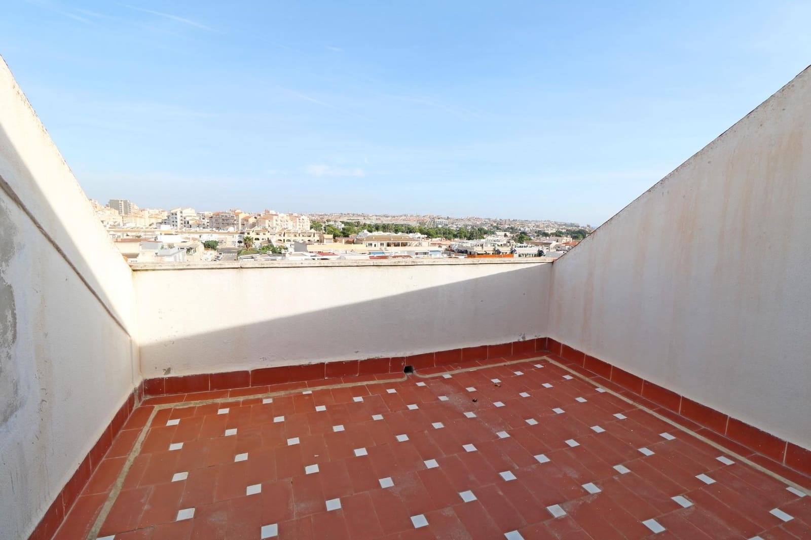 3 soveværelse Penthouse til salg i Torrevieja med swimmingpool - € 179.000 (Ref: 10173431)