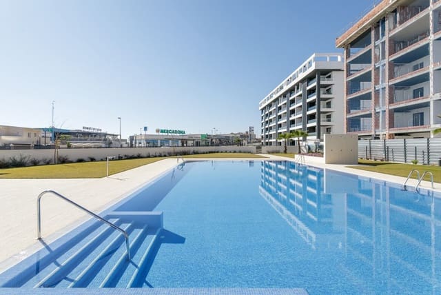 3 bedroom Apartment for sale in Aguas Nuevas, Torrevieja with pool - € 540,000 (Ref: 10173437)