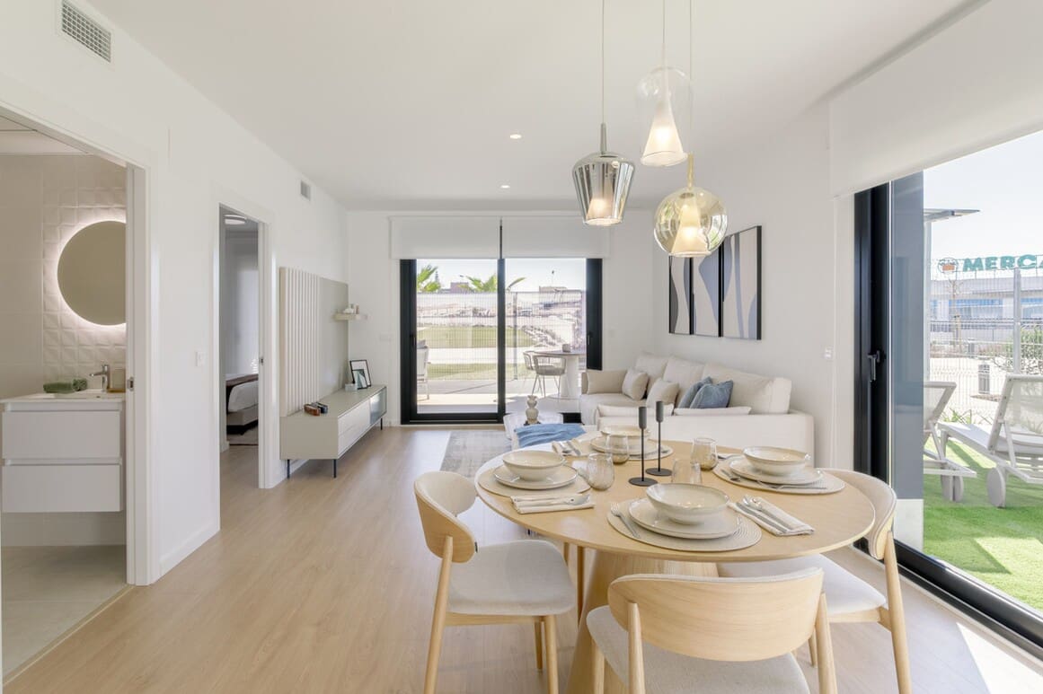 3 quarto Apartamento para venda em Torrevieja com piscina - 545 000 € (Ref: 10173438)