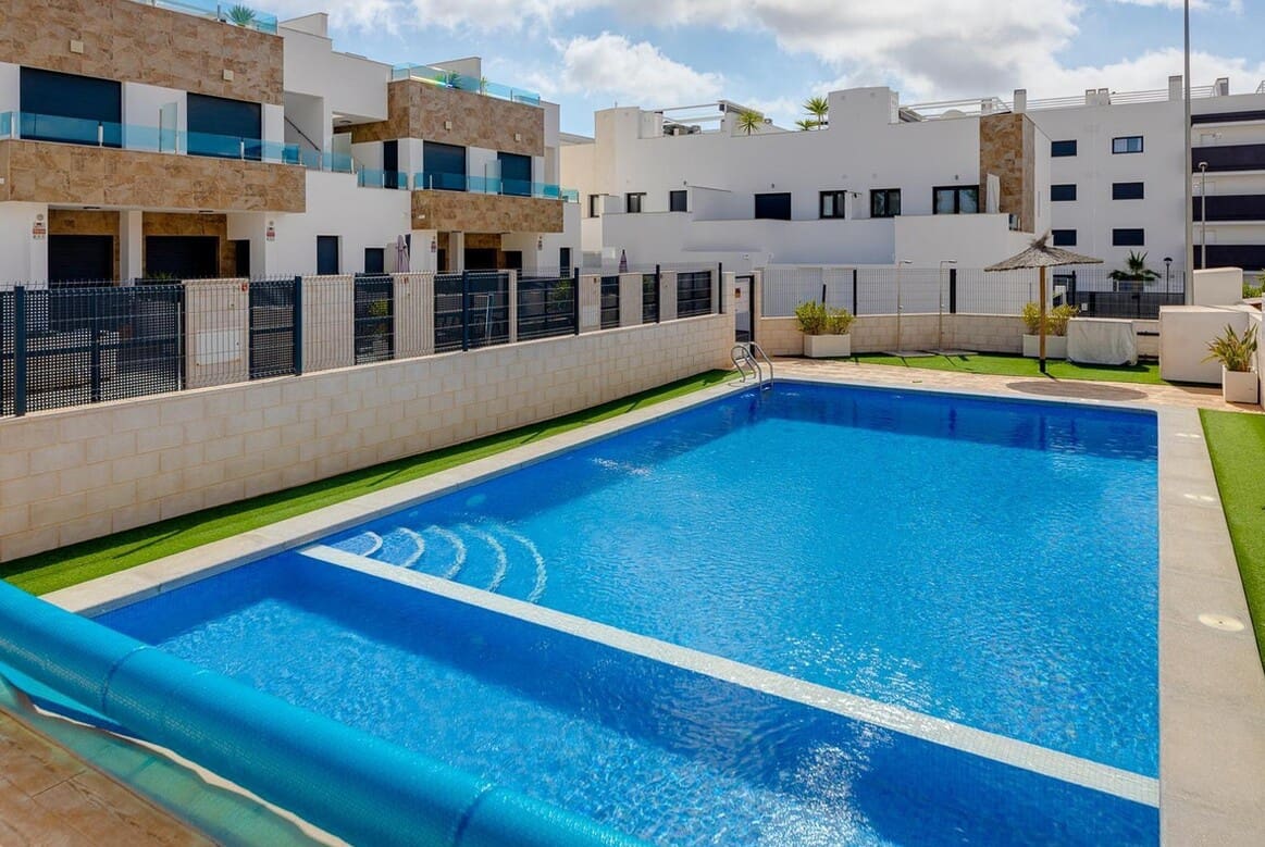 3 Zimmer Villa zu verkaufen in Orihuela Costa mit Pool - 325.000 € (Ref: 10173444)
