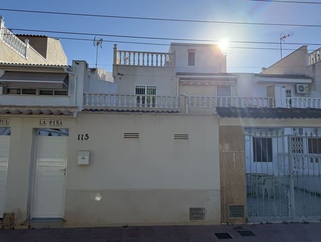 Casa de 2 habitaciones en Puerto Deportivo, Torrevieja en venta con piscina - 222.500 € (Ref: 10173445)