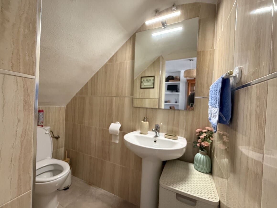 Casa de 2 habitaciones en Torrevieja en venta con piscina - 222.500 € (Ref: 10173445)