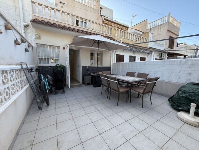 Casa de 2 habitaciones en Puerto Deportivo, Torrevieja en venta con piscina - 222.500 € (Ref: 10173445)