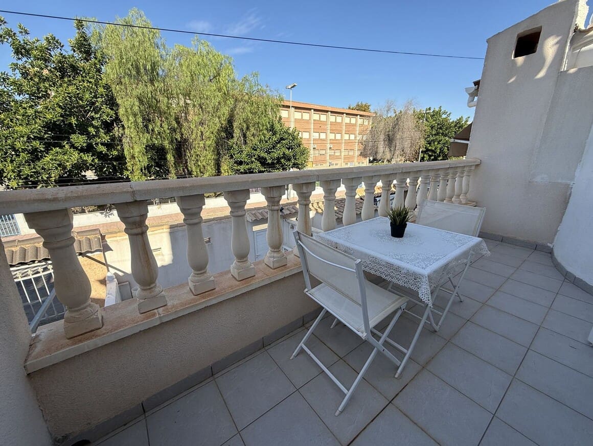 Casa de 2 habitaciones en Torrevieja en venta con piscina - 222.500 € (Ref: 10173445)