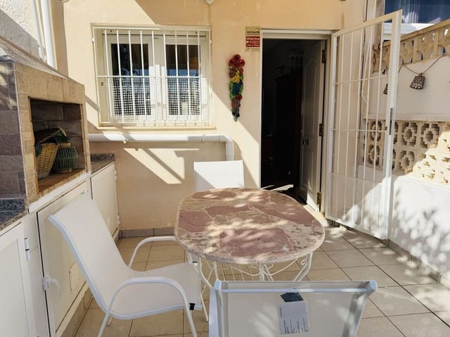 2 sypialnia Dom na sprzedaż w Puerto Deportivo, Torrevieja z basenem - 222 500 € (Ref: 10173445)