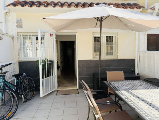 2 sypialnia Dom na sprzedaż w Puerto Deportivo, Torrevieja z basenem - 222 500 € (Ref: 10173445)