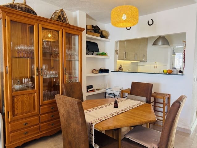 2 sypialnia Dom na sprzedaż w Puerto Deportivo, Torrevieja z basenem - 222 500 € (Ref: 10173445)