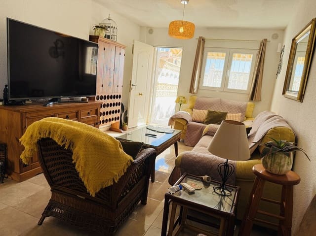 2 sypialnia Dom na sprzedaż w Puerto Deportivo, Torrevieja z basenem - 222 500 € (Ref: 10173445)