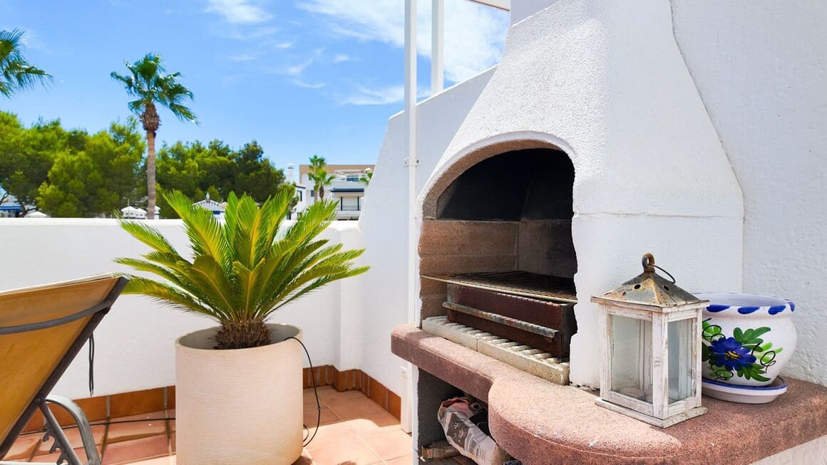2 chambre Appartement à vendre à Orihuela Costa avec piscine garage - 269 000 € (Ref: 10173446)