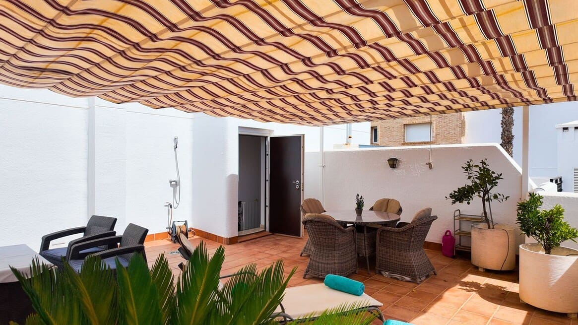 2 chambre Appartement à vendre à Orihuela Costa avec piscine garage - 269 000 € (Ref: 10173446)