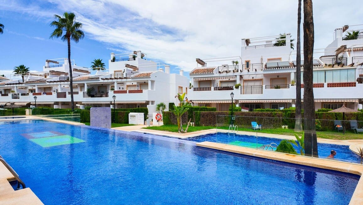 2 chambre Appartement à vendre à Orihuela Costa avec piscine garage - 269 000 € (Ref: 10173446)