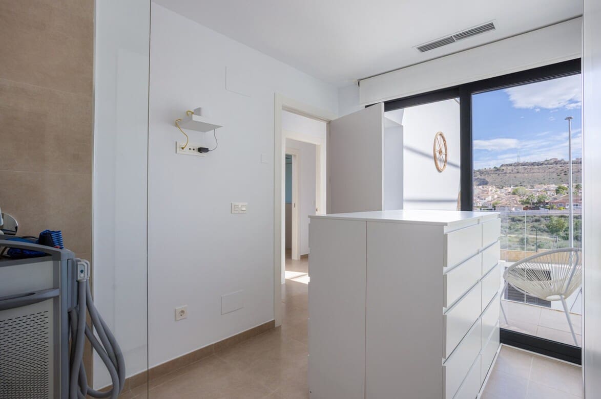 3 soveværelse Villa til salg i Benijofar med swimmingpool - € 439.000 (Ref: 10173447)