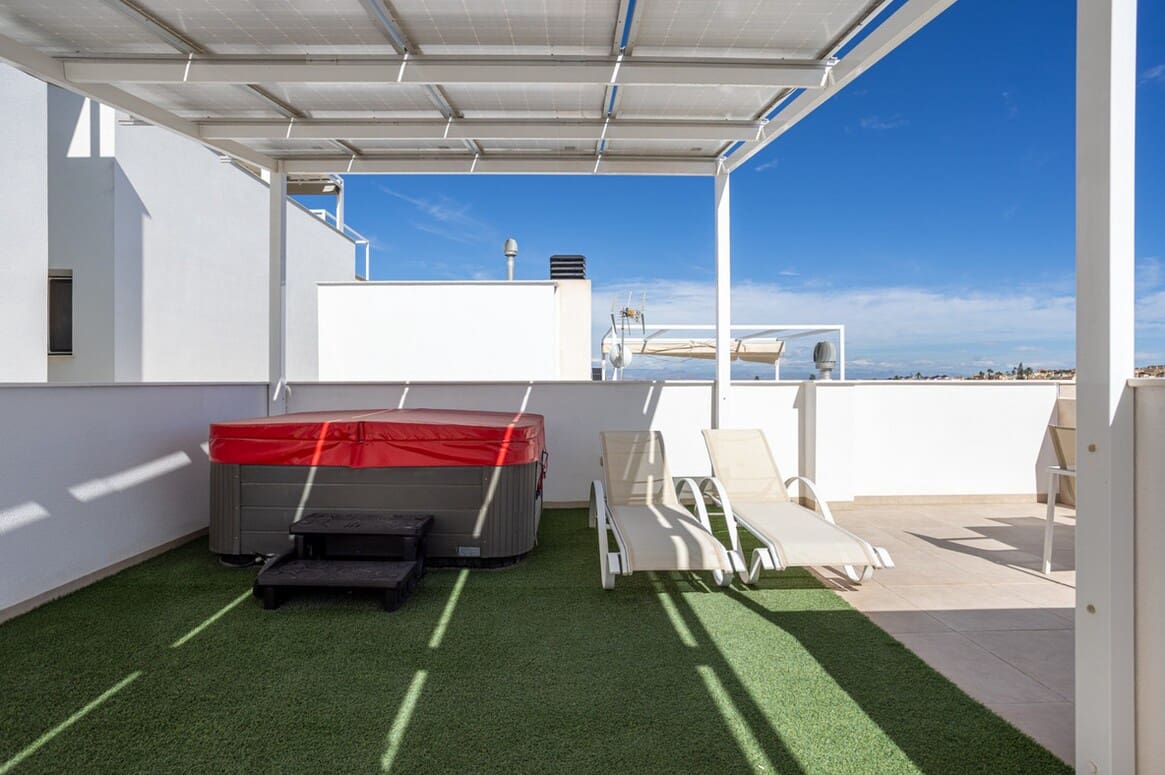 3 soveværelse Villa til salg i Benijofar med swimmingpool - € 439.000 (Ref: 10173447)