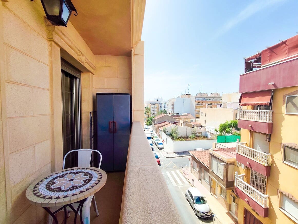 3 makuuhuone Huoneisto myytävänä paikassa Torrevieja - 239 900 € (Ref: 10173450)