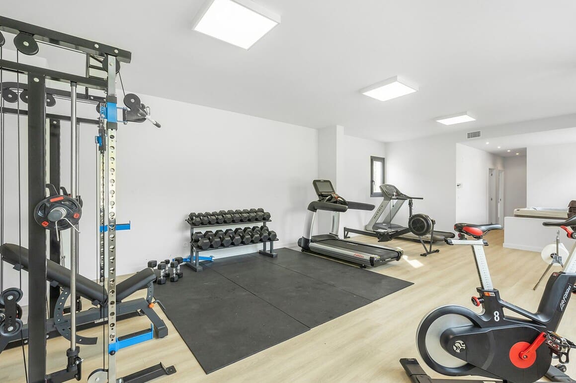 Apartamento de 2 habitaciones en Orihuela en venta con piscina garaje - 284.900 € (Ref: 10173455)