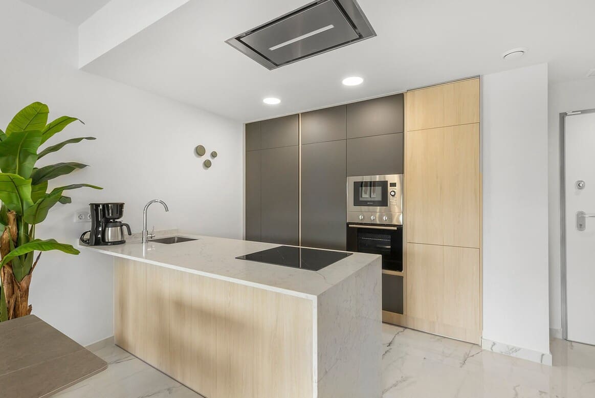 Apartamento de 2 habitaciones en Orihuela en venta con piscina garaje - 284.900 € (Ref: 10173455)