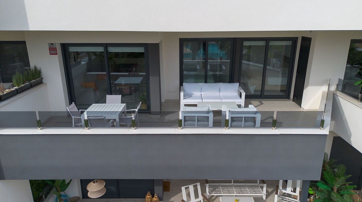 Apartamento de 2 habitaciones en Orihuela en venta con piscina garaje - 284.900 € (Ref: 10173455)